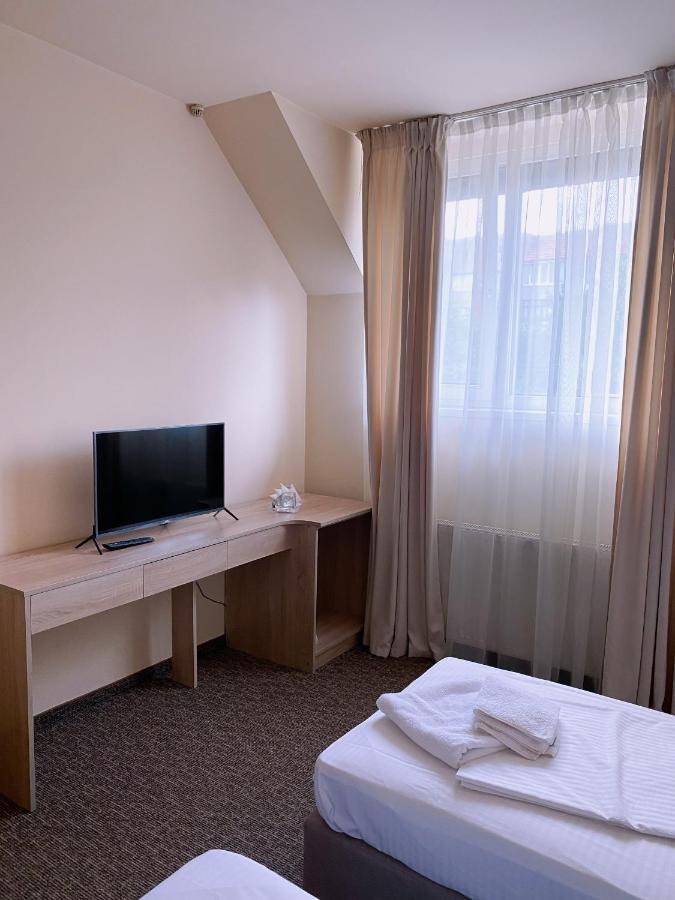 Sameтой Hotel 2*